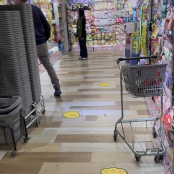 Don Don Donki - Grocery Near Me - Hong Kong, HK