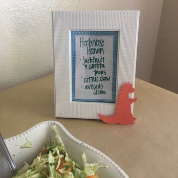 Oasis Vegetarian Cafe - Vegetarian Near Me - Riverside, California
