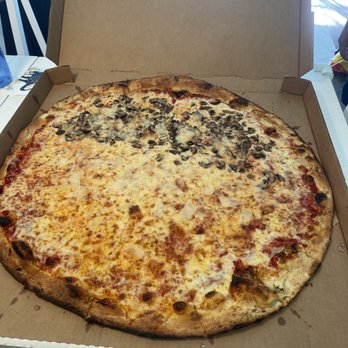 Ripieno's - Half cheese half mushroom pizza - Pizza Near Me - Ocean City, Maryland