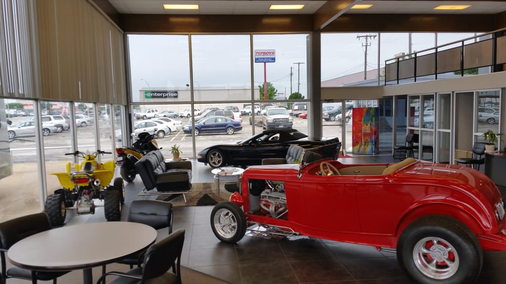 WEST LOOP AUTO GROUP 3300 Alta Mere Dr, Fort Worth, Texas Car