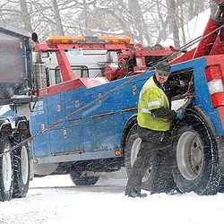 Hasse's Towing & Crane Service