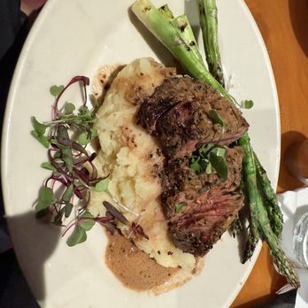 Black Angus Steakhouse - Top Sirloin au piovre - Steakhouses Near Me - Torrance, California Black Angus Steakhouse - Top Sirloin au piovre - Steakhouses Near Me - Torrance, California