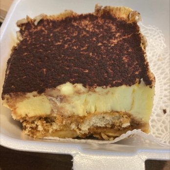 Celli’s Pizzeria - Tiramisu - Delis Near Me - Twin Mountain, New Hampshire