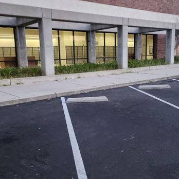 US Post Office - Plenty of parking - Post Offices Near Me - San Dimas, California