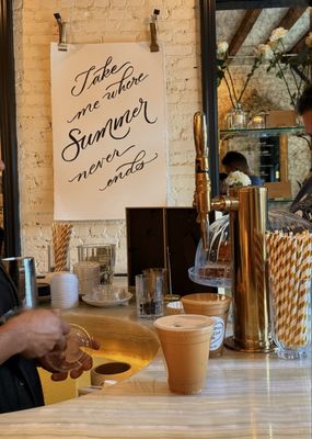 Caffe Paradiso by null