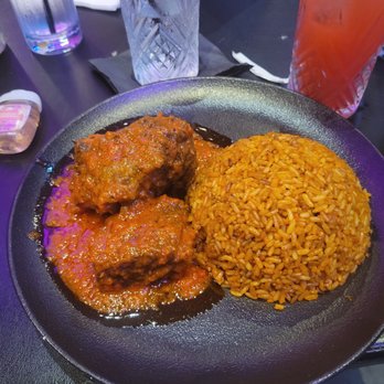 Lagos TSQ - Jollof rice and beef - African Near Me - New York, New York Lagos TSQ - Jollof rice and beef - African Near Me - New York, New York
