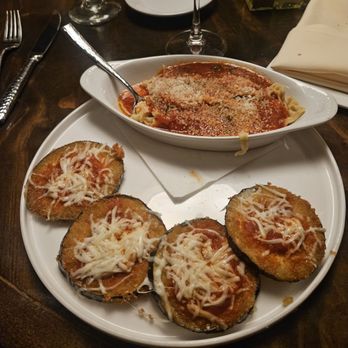 Piatti - Eggplant Parm with side of pasta & marinara - Italian Near Me - Hilton Head Island, South Carolina Piatti - Eggplant Parm with side of pasta & marinara - Italian Near Me - Hilton Head Island, South Carolina