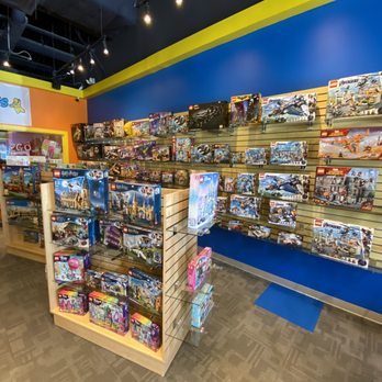 Bricks & Minifigs - Pearland - Toy Stores Near Me - Pearland, Texas