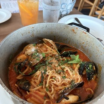 Alicante Restaurant & Lounge - Mariscada - Mediterranean Near Me - Mendon, Massachusetts Alicante Restaurant & Lounge - Mariscada - Mediterranean Near Me - Mendon, Massachusetts