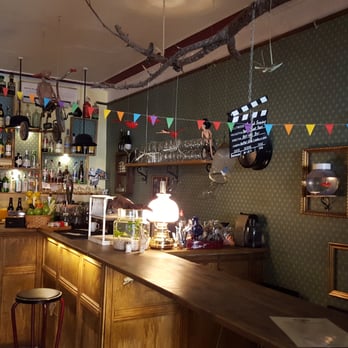 Avenue Bar - Tapas Bars Near Me - Barcelona, B