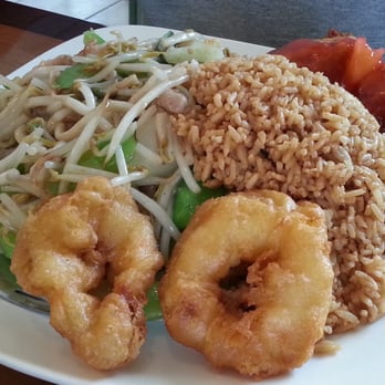 Canton City Restaurant - $7.95 Combination Plate - Cantonese Near Me - Montebello, California Canton City Restaurant - $7.95 Combination Plate - Cantonese Near Me - Montebello, California