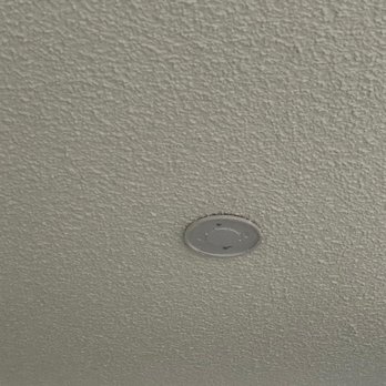 booking.com - Missing smoke detector - Vacation Rentals Near Me
