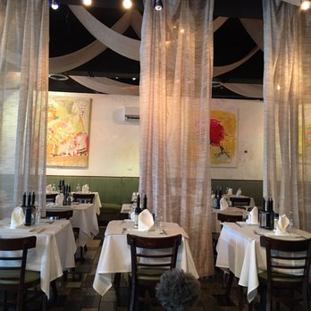 Fifi's Seafood Restaurant - Seafood Near Me - Miami Beach, Florida