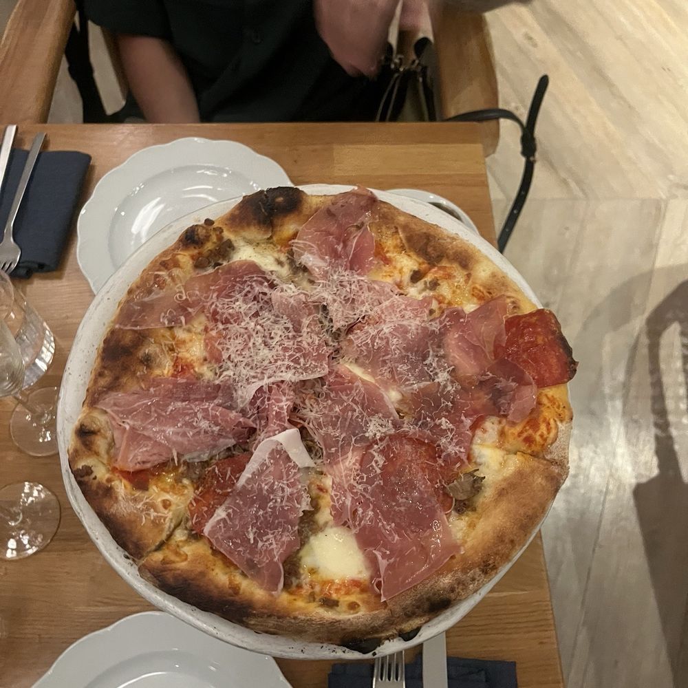 La Strega - Fat pig pizza - Italian Near Me - Las Vegas, Nevada La Strega - Fat pig pizza - Italian Near Me - Las Vegas, Nevada