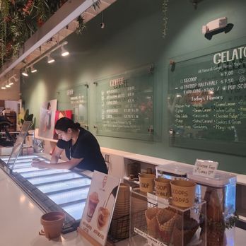 V Gelato & Cafe - Ice Cream & Frozen Yogurt Near Me - Miami, Florida