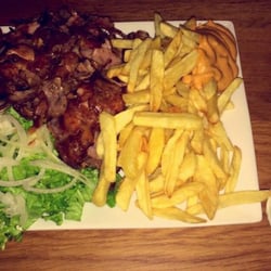 Catamaran - Viande,frite,légumes frais !