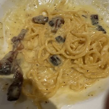 La Trattoria - Carbonara - Pizza Near Me - Naples, Florida
