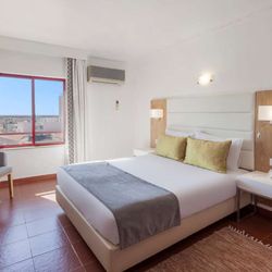 Best Western Hotel Dom Bernardo - IMG