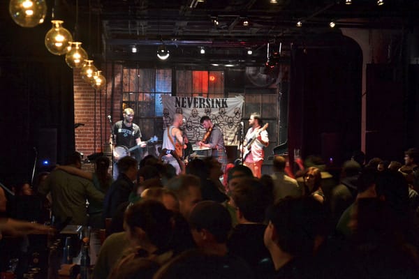 Bill's Bar & Lounge by null