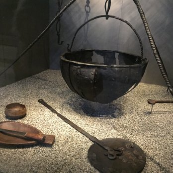 Vikingskipshuset - Museums Near Me - Oslo, 03