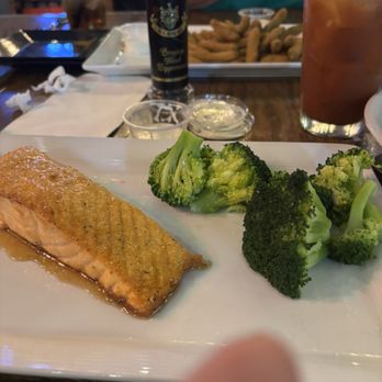 Iron Horse Grill - Salmon and Broccoli - American Near Me - Pine Mountain, Georgia Iron Horse Grill - Salmon and Broccoli - American Near Me - Pine Mountain, Georgia