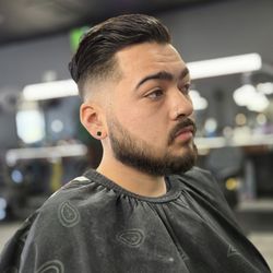 Gilroy Barber Lounge