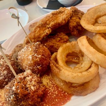 Sugar Factory - Appetizer Sampler. No buffalo wings, extra onion rings. - American Near Me - Honolulu, Hawaii Sugar Factory - Appetizer Sampler. No buffalo wings, extra onion rings. - American Near Me - Honolulu, Hawaii