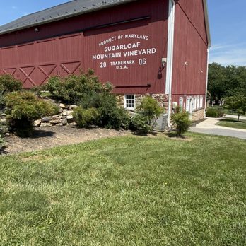 Sugarloaf Mountain Vineyard - Vineyard Building - Wineries Near Me - Dickerson, Maryland Sugarloaf Mountain Vineyard - Vineyard Building - Wineries Near Me - Dickerson, Maryland