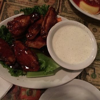 Hernando's Pizza Pub - BBQ Buffalo Wings (6). The carrots are so fresh and sweet! - Pizza Near Me - Winter Park, Colorado Hernando's Pizza Pub - BBQ Buffalo Wings (6). The carrots are so fresh and sweet! - Pizza Near Me - Winter Park, Colorado