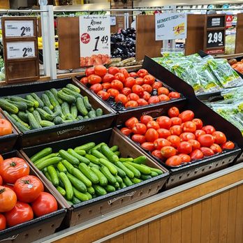 Farm Boy - a variety of vegetables in a grocery store - Grocery Near Me - Toronto, Ontario