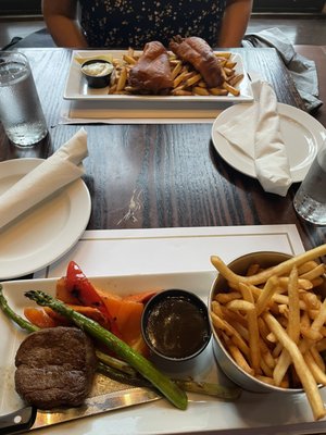 The British Hotel, Restaurant & Pub by null