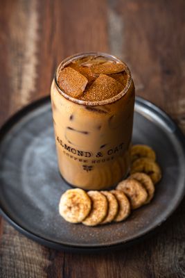 Almond & Oat Coffee Bar by null