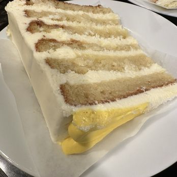 Deep Sea Sugar & Salt - Lemon Cream - Custom Cakes Near Me - Seattle, Washington