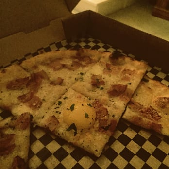 Standard Pizza - The 'Bacon' pizza, complete with an egg in the middle. Delicious. - Pizza Near Me - Victoria, British Columbia