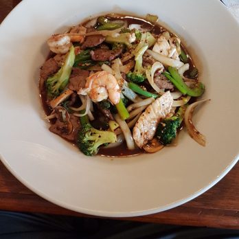Saigon Cafe - The VP and 2 Ladies. - Vietnamese Near Me - Austin, Texas Saigon Cafe - The VP and 2 Ladies. - Vietnamese Near Me - Austin, Texas