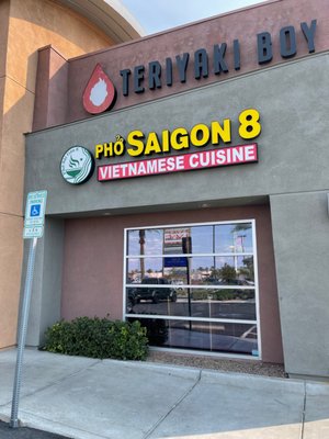 Pho Saigon 8 by null