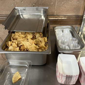 Taco Mendoza - Complimentary chips - Tacos Near Me - Ventura, California Taco Mendoza - Complimentary chips - Tacos Near Me - Ventura, California