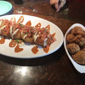 Fudpucker's - Fried Green Tomatoes and Alligator bites. - Seafood Near Me - Destin, Florida Fudpucker's - Fried Green Tomatoes and Alligator bites. - Seafood Near Me - Destin, Florida