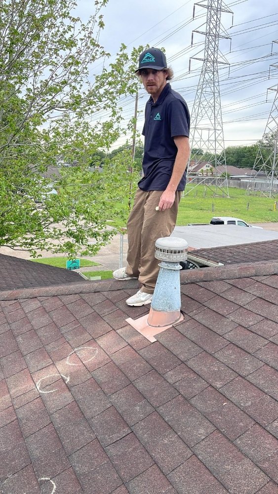 Slide of Trace Roofing & Construction