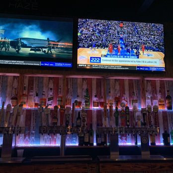 Pickles Pub - Lots of beers on tap....but not available - New American Near Me - Key West, Florida