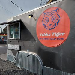 Tekka Tiger - Side view.