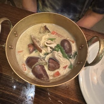 Moon Thai & Japanese - Sushi Bars Near Me - Kendall, Florida