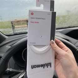 Lululemon - Daily Stride No-Show Socks