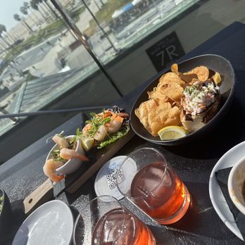 High Rooftop Lounge - Shrimp Cocktail; Lobster Roll; Firrreee Fashioned x 2 ;-) - Lounges Near Me - Venice, California High Rooftop Lounge - Shrimp Cocktail; Lobster Roll; Firrreee Fashioned x 2 ;-) - Lounges Near Me - Venice, California