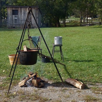 Hale Farm & Village - Museums Near Me - Bath, Ohio