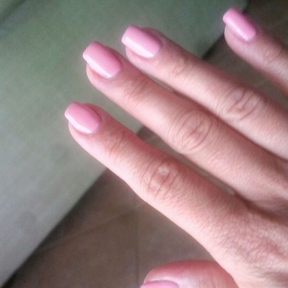 These are my real nails, thanks to Mimi, with gel manicure