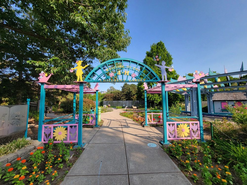 Social spots from Michigan State University Horticulture Gardens