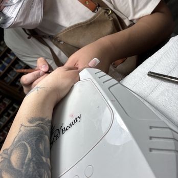 Vintage Nails & Spa - Eyelash Service Near Me - Lubbock, Texas Vintage Nails & Spa - Eyelash Service Near Me - Lubbock, Texas