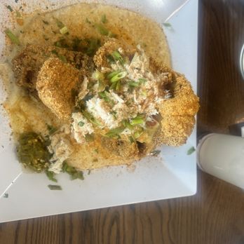 Gochas Breakfast Bar | Cascade - Flounder and Jalepeno grits - Wine Bars Near Me - Atlanta, Georgia