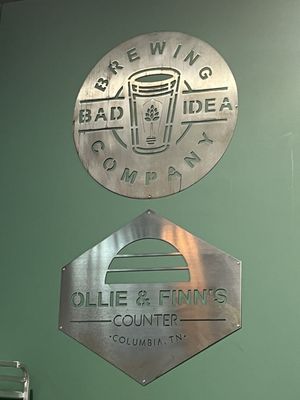 Ollie & Finn's Counter by null